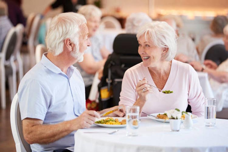 What Restaurants Give Senior Discounts?