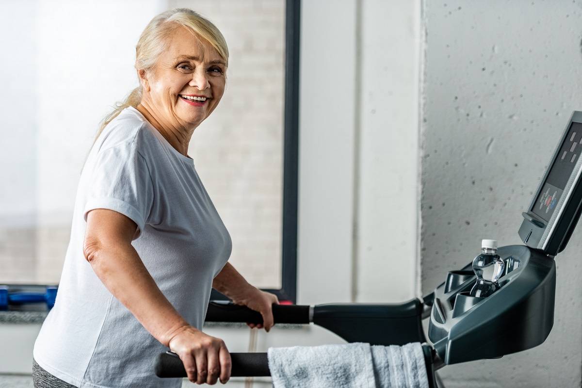 Cycling Vs. Treadmill: Which Is Better for Your Workout?