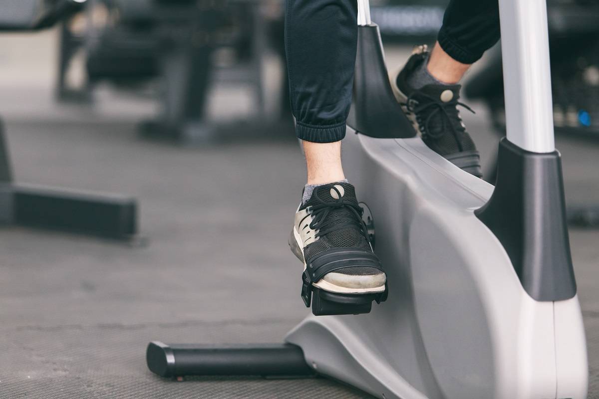 Finding The Best Exercise Bike For Knee Replacement Rehab For Seniors