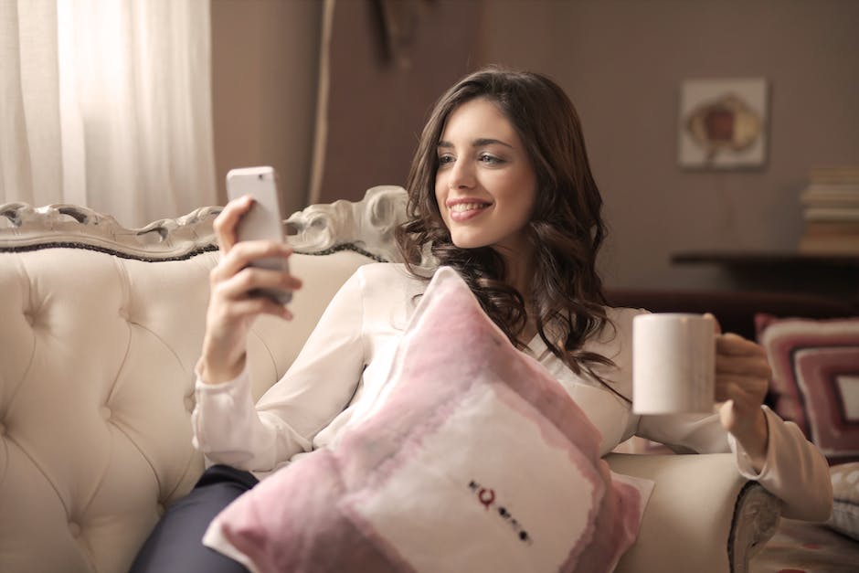 Home Phone Service For Seniors: Reliable Communication In The Comfort Of Home