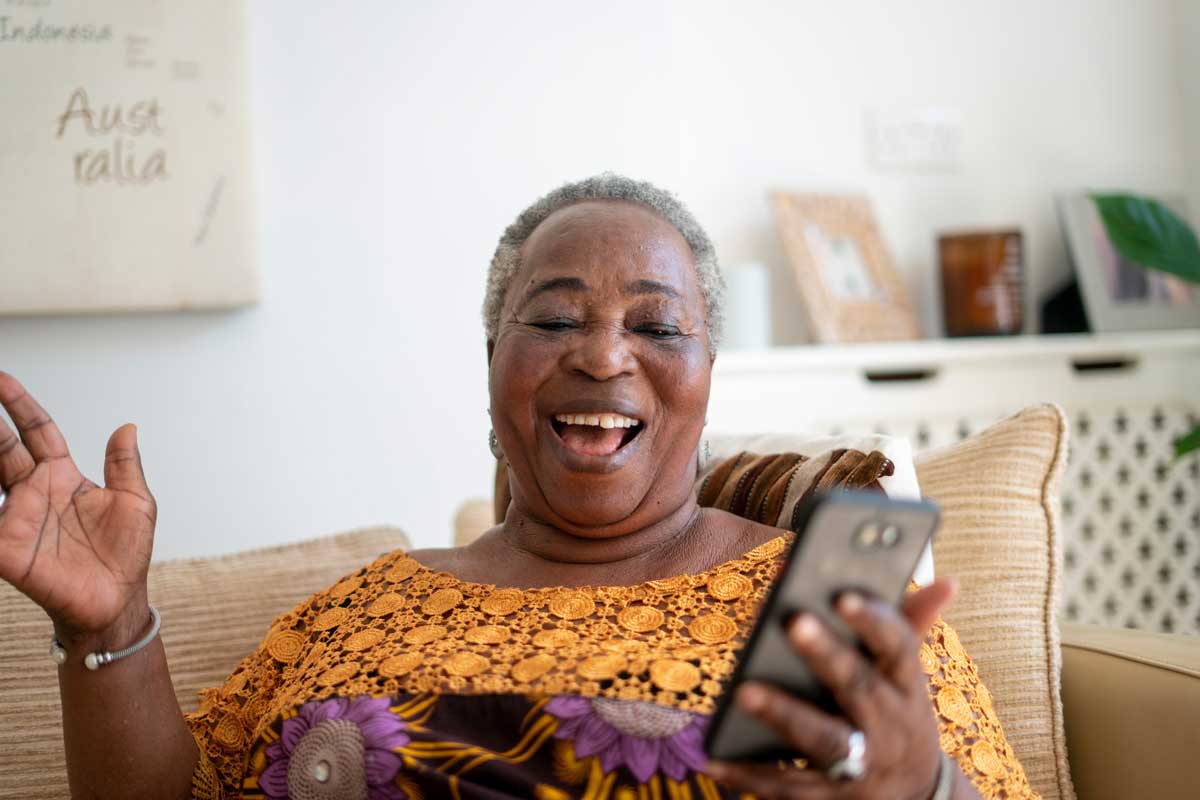 Boost Mobile Lifeline Program: Affordable Mobile Service For Low-Income Seniors