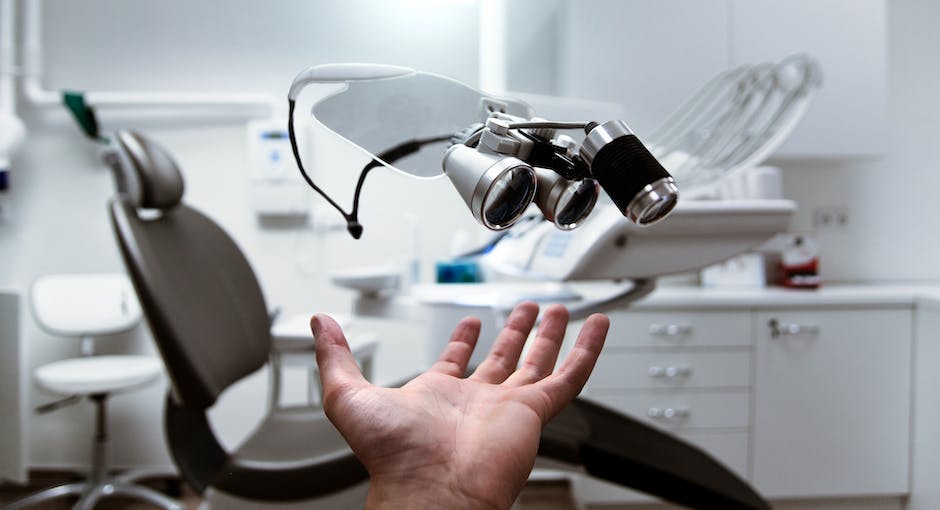 Finding Free Dental Work For Seniors: Exploring Your Dental Care Options